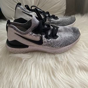 Nike react women’s running shoes